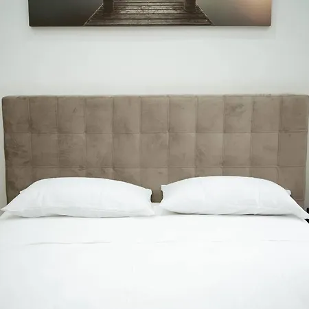 Vista Mare Benny's باري